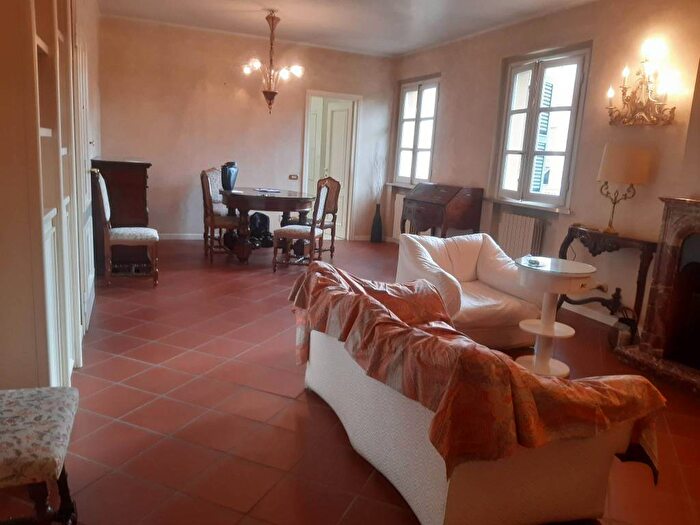 Casa quadrilocale in affitto in Via Campo Marzio, Centro Storico, Reggio Emilia