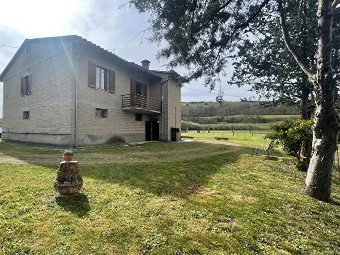 Casa con 7 locali in vendita in Colle Di Val DElsa
