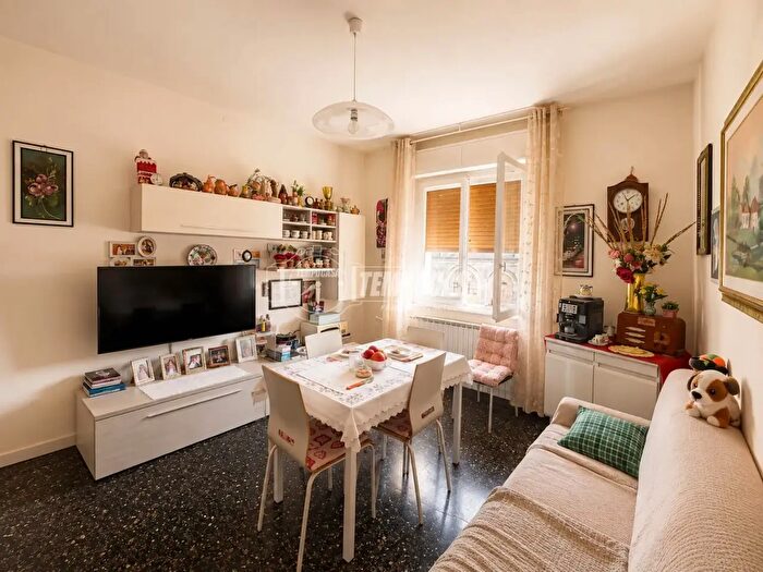 Appartamento trilocale in vendita in Via Eugenio Curiel, Mirandola