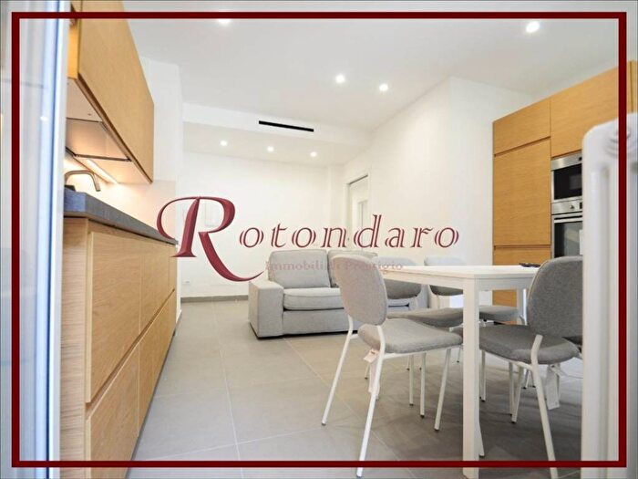 Appartamento quadrilocale in affitto in Via Privata Andrea Pellizzone, Città Studi, Milano
