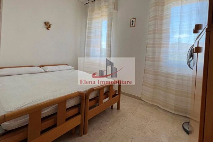 Appartamento con 5 locali in affitto in Alcamo