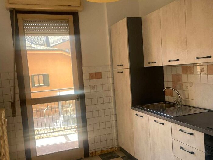 Appartamento con 5 locali in affitto in Via Senatore Ezio Vanoni, Centro, Morbegno