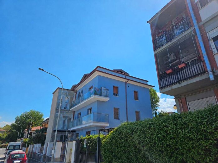 Appartamento trilocale in affitto in Via Giacinto Menotti Serrati, Cospea San Giovanni, Terni