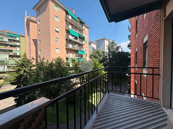 Appartamento bilocale in affitto in Via Francesco Primaticcio, Milano