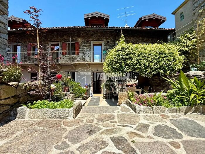 Casa trilocale in vendita in Via alla Chiesa, Verbania