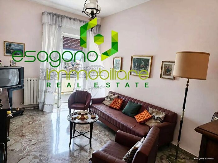 Appartamento quadrilocale in vendita in Via Adda, Siracusa