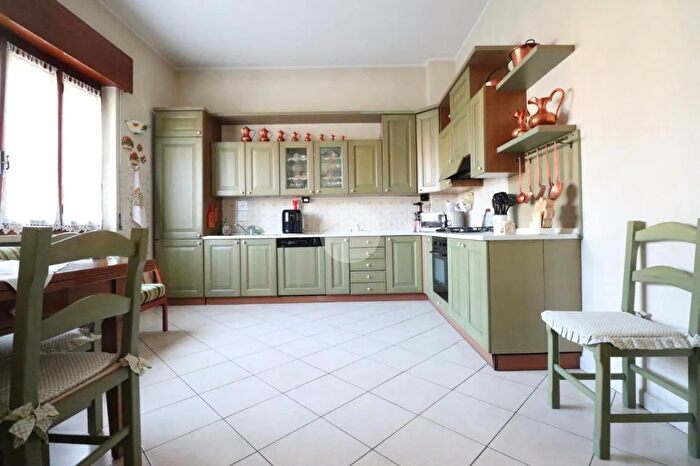 Casa con 7 locali in vendita in Via Fratelli Cervi, San Giorgio Bigarello