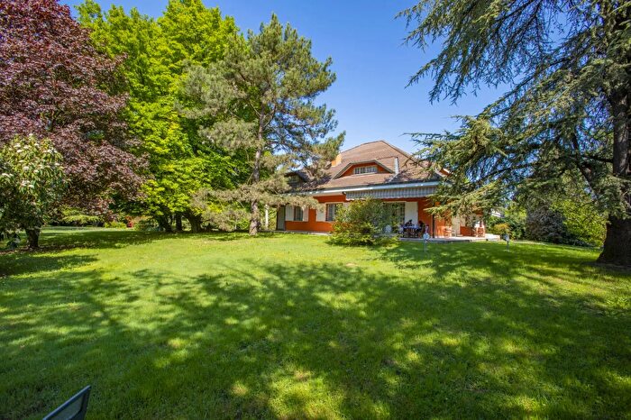 Casa con 9 locali in vendita in Vicenza