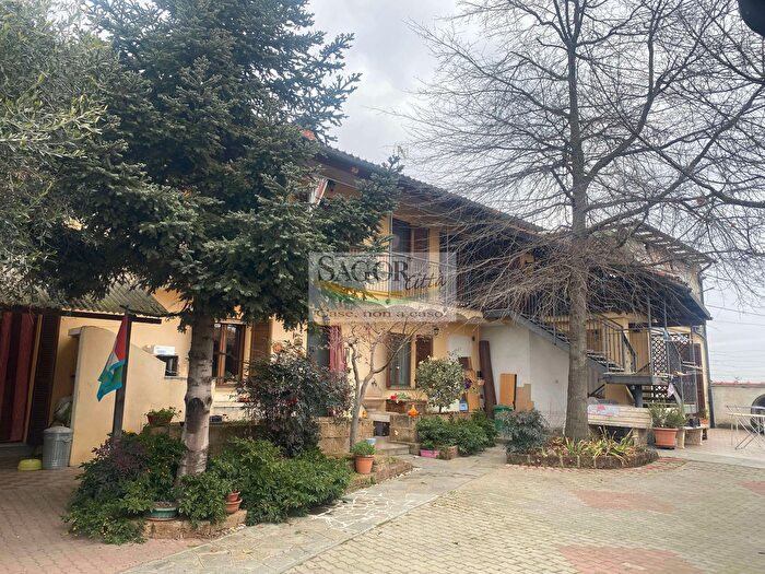 Casa con 11 locali in vendita in Via Giovanni XXIII, Volvera