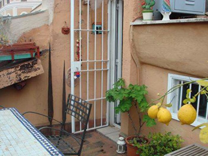 Casa bilocale in affitto in Via del Lavatore, Trevi, Roma