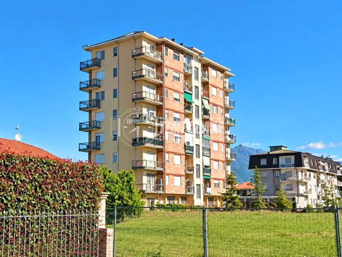 Appartamento trilocale in vendita in Favria