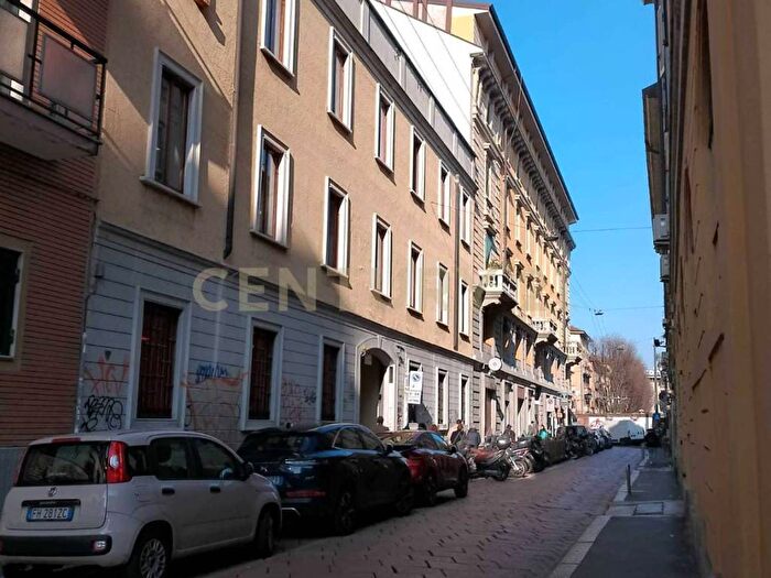 Appartamento bilocale in affitto in Via Tortona, Solari, Milano