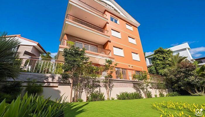 Appartamento quadrilocale in vendita in Via Pasquale Testa, Formia