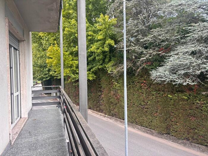 Appartamento trilocale in affitto in Via Piermario Faverio, Villa Guardia