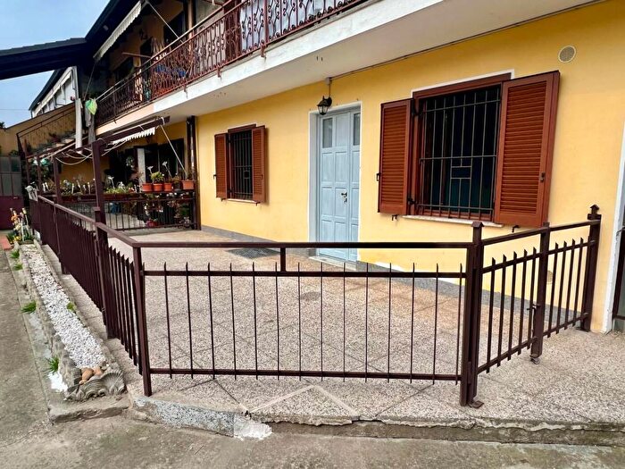 Appartamento quadrilocale in affitto in Via Borghetto, Centro, Carmagnola