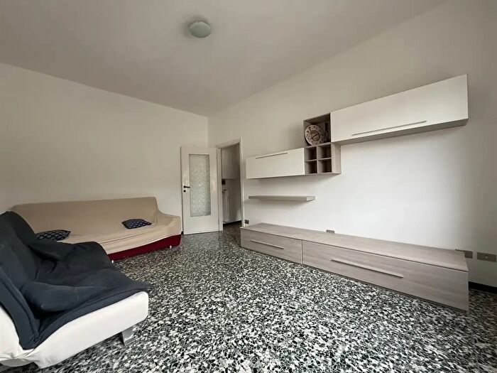 Appartamento trilocale in vendita in Via, Vittuone