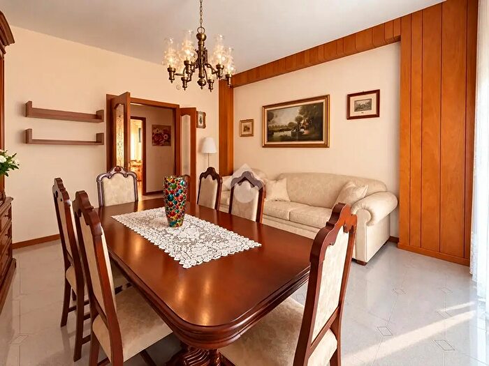 Appartamento quadrilocale in vendita in Via Luigi Pirandello, Castelfidardo