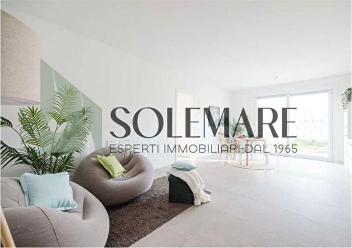 Appartamento quadrilocale in vendita in Via dei Tulipani, Cervia