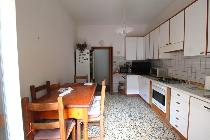 Appartamento trilocale in vendita in Poggibonsi