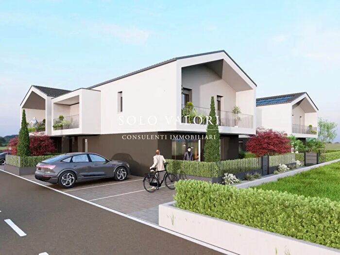 Appartamento quadrilocale in vendita in Resana