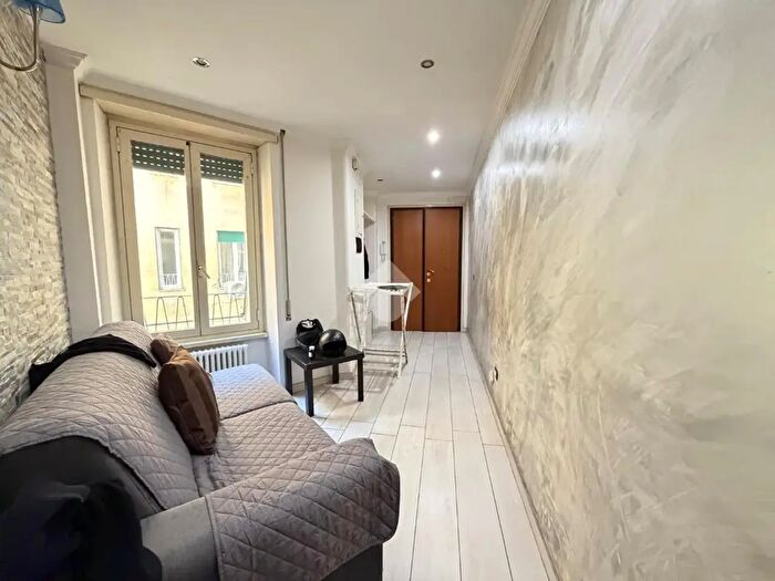 Appartamento trilocale in affitto in Via Tripoli, Roma