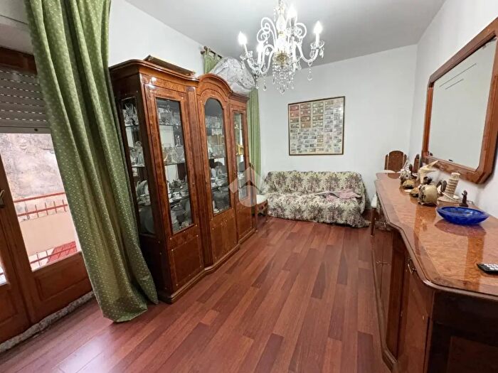 Appartamento quadrilocale in vendita in Via Reggio Calabria, Lamezia Terme