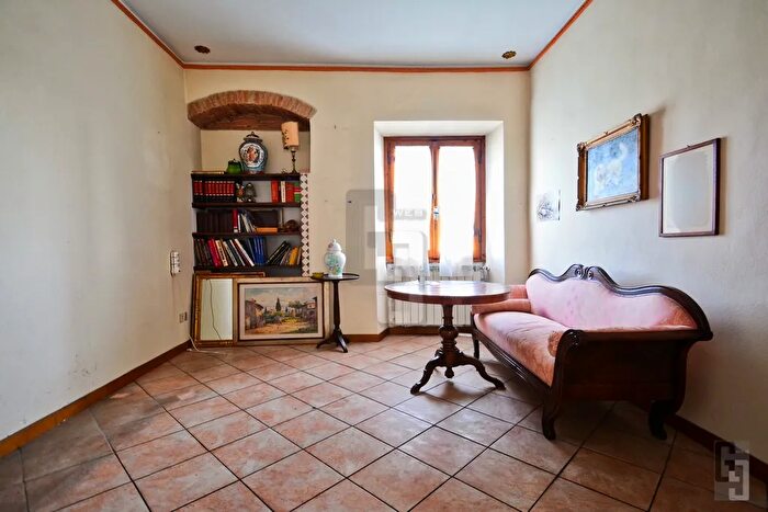 Casa con 5 locali in vendita in Via del Saccardo, Calenzano