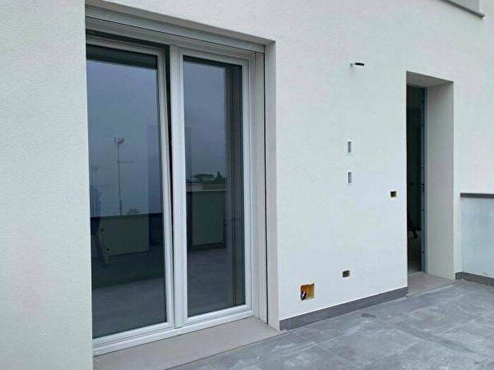 Appartamento quadrilocale in vendita in Via Aurelio Saffi, Misano Adriatico