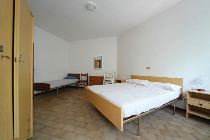 Appartamento con 5 locali in vendita in Via C Pisacane, Cattolica