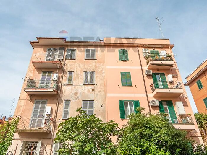Appartamento bilocale in vendita in Via Stefano Borgia, Roma