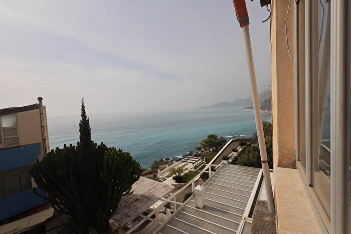 Appartamento con 5 locali in vendita in Via Santa Margherita, SantAlessio Siculo