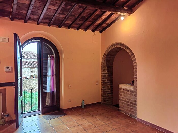 Appartamento con 5 locali in vendita in Badesse Si, Monteriggioni