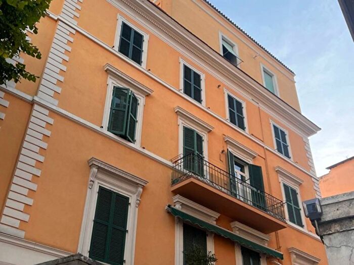 Appartamento quadrilocale in affitto in Via Antonio Fratti, Centro, Terni