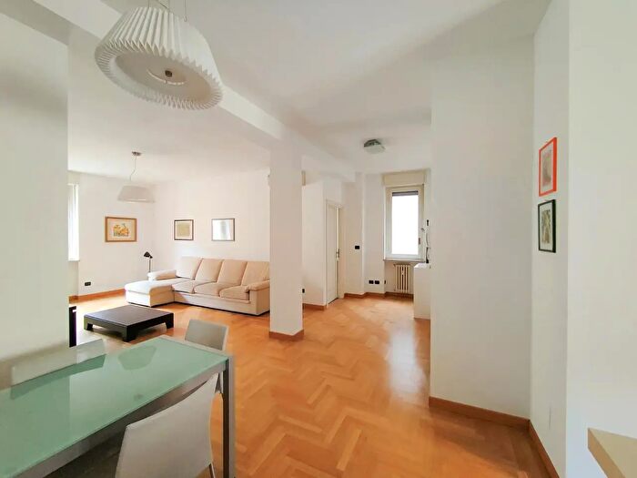 Appartamento bilocale in affitto in Via Lazzaro Palazzi, Milano