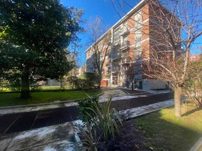 Appartamento bilocale in vendita in Viale Scarampo, Milano