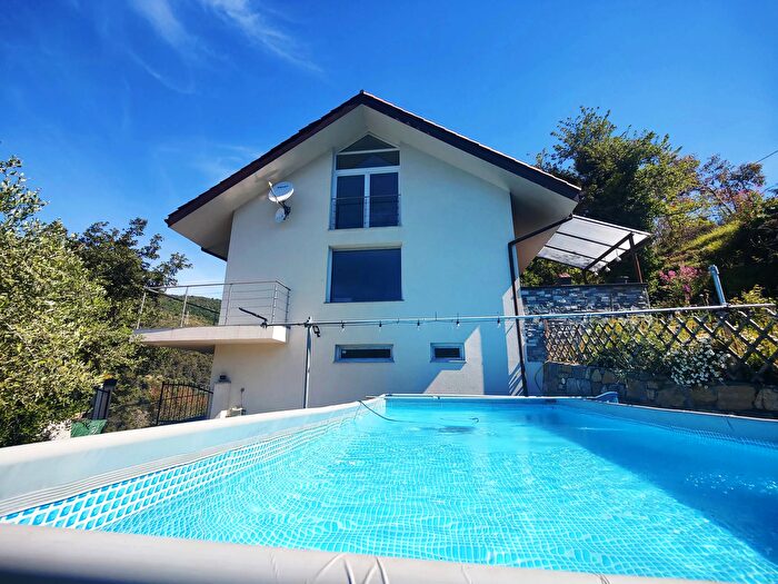 Casa con 5 locali in vendita in Strada della Villa, Seborga