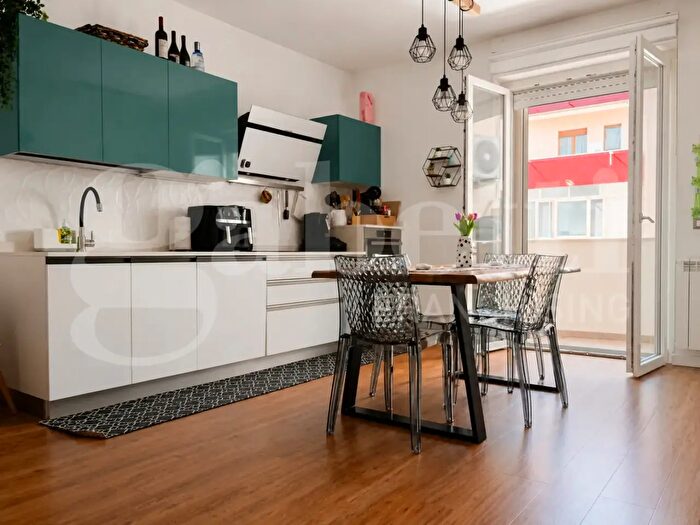 Appartamento trilocale in vendita in Via Goceano, Alghero