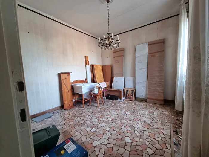 Appartamento con 5 locali in vendita in Viareggio