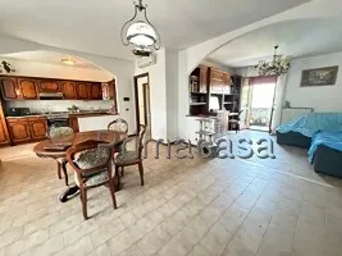 Appartamento trilocale in vendita in Via Vittorio Veneto b, Casaleone