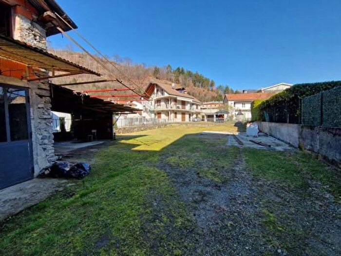 Casa bilocale in vendita in Via Fucine, Omegna