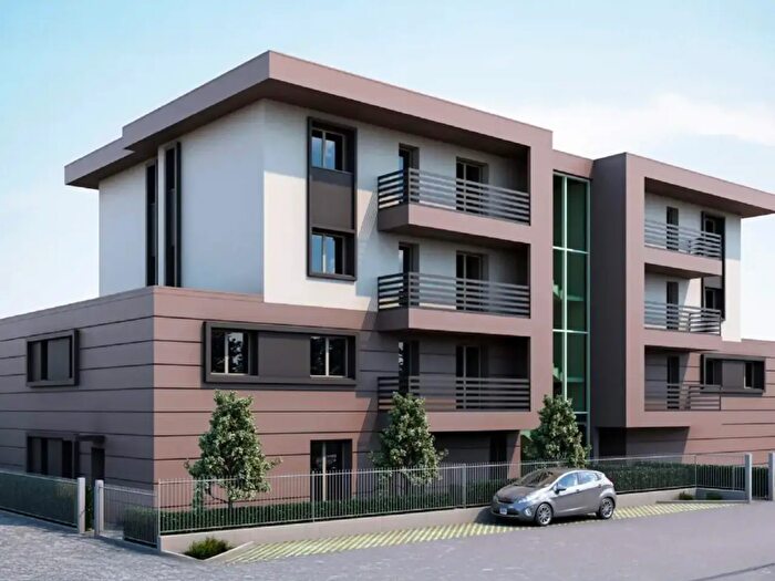 Appartamento quadrilocale in vendita in Reggio nell'Emilia