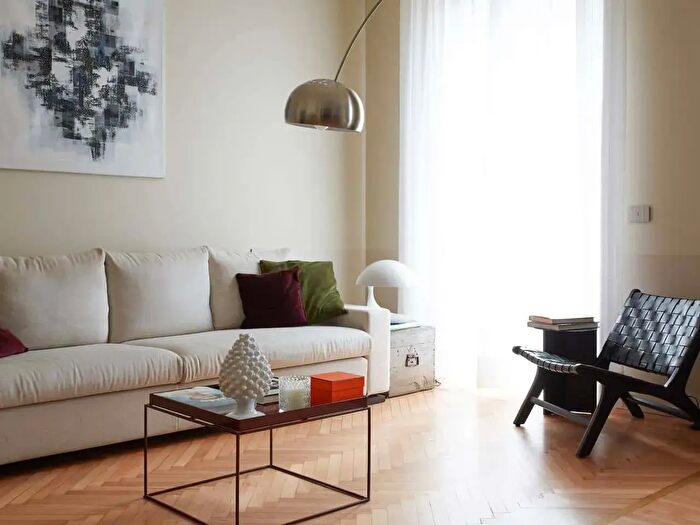 Appartamento monolocale in affitto in Via Andrea Maria Ampère, Milano