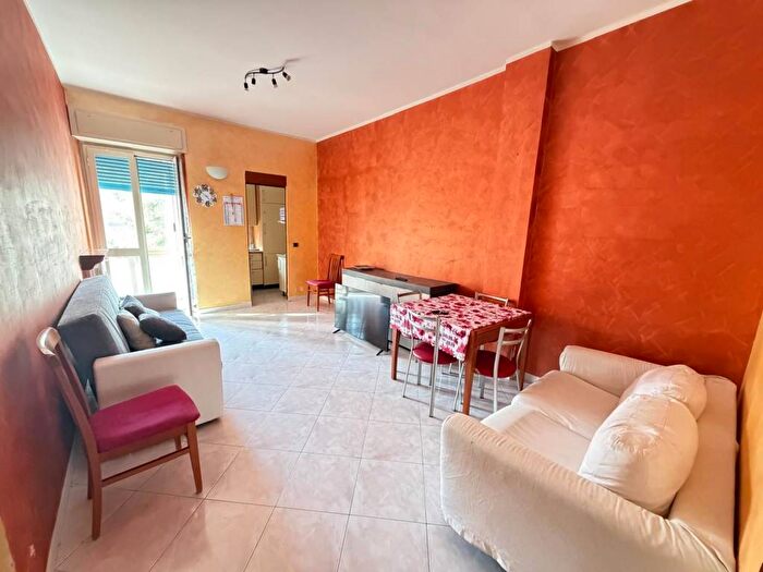 Appartamento bilocale in affitto in Via Vaglienti, Centro, Grugliasco