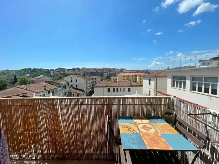 Appartamento bilocale in vendita in Via Valle Miano, Ancona