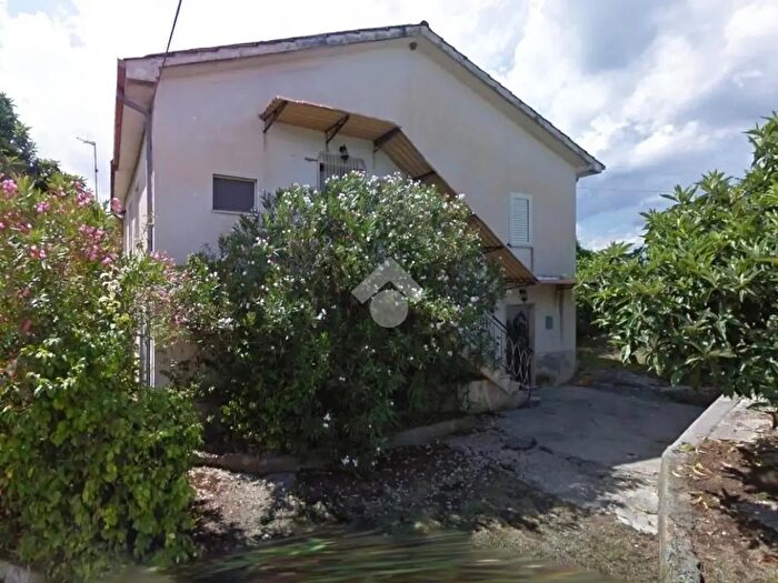 Casa trilocale in vendita in Contrada Macciocca, Fontechiari