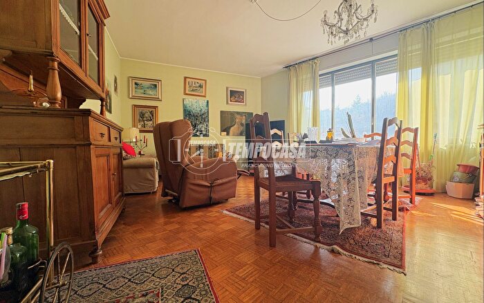 Appartamento quadrilocale in vendita in Via Roma, Valdilana