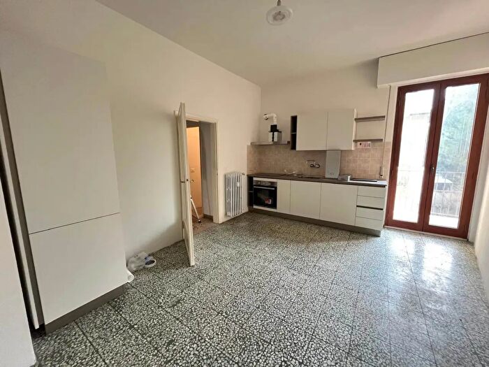 Appartamento trilocale in affitto in Via del Berignolo, Firenze