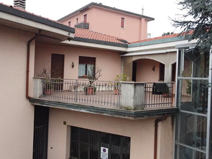Appartamento quadrilocale in vendita in Via dei Mille, Trezzo Sull'Adda