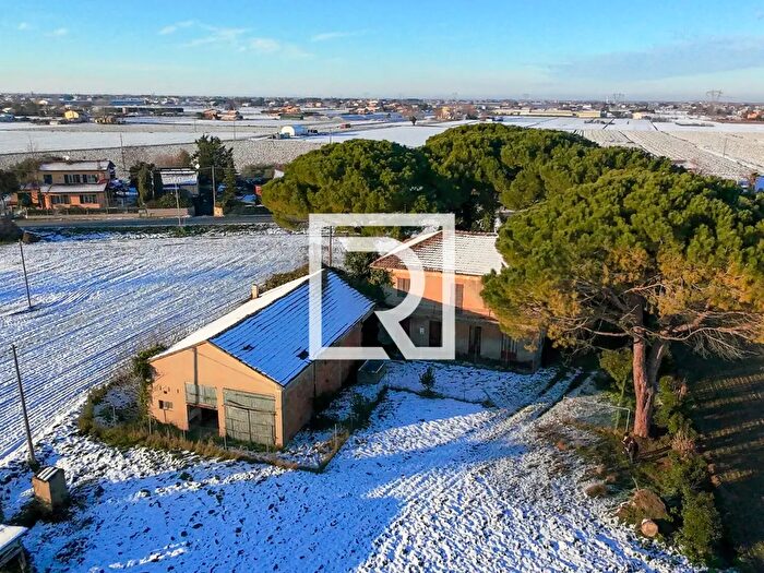 Casa con 10 locali in vendita in Staggi, Gatteo