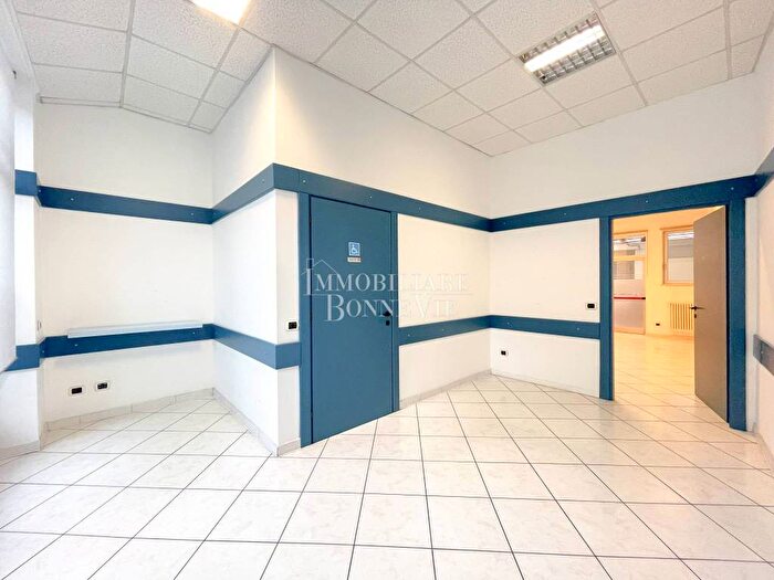 Casa monolocale in vendita in Via Giosuè Carducci, Centro, Olgiate Comasco